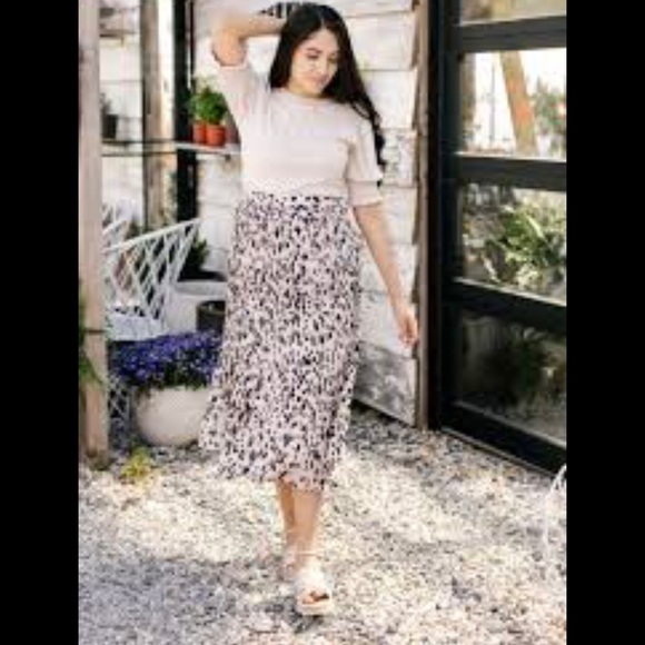 Ellison Dresses & Skirts - MSE| POLLY Multi Tone Pleated Midi Skirt NWT